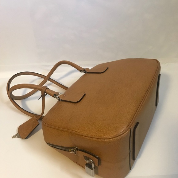 Prada logo shoulder bag - Picture 2 of 15